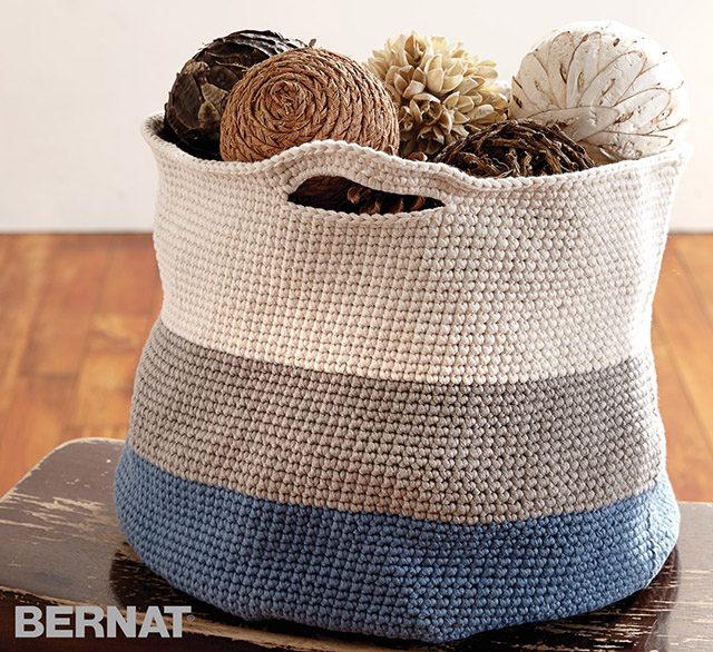 Bernat maker crochet basket - store yarn bag