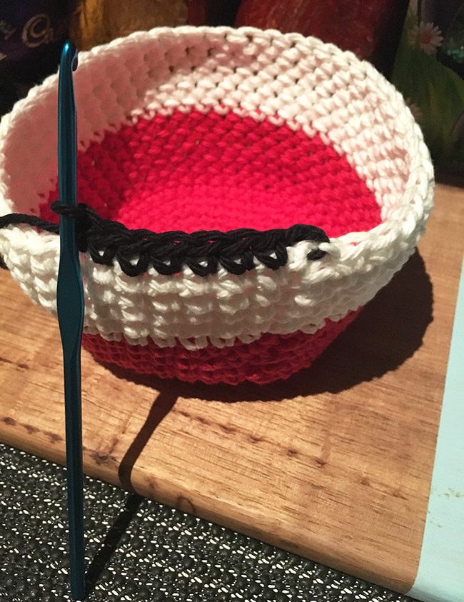 Crochet basket bottom