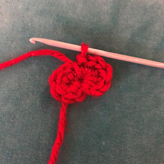 Poppy flower crochet pattern 3